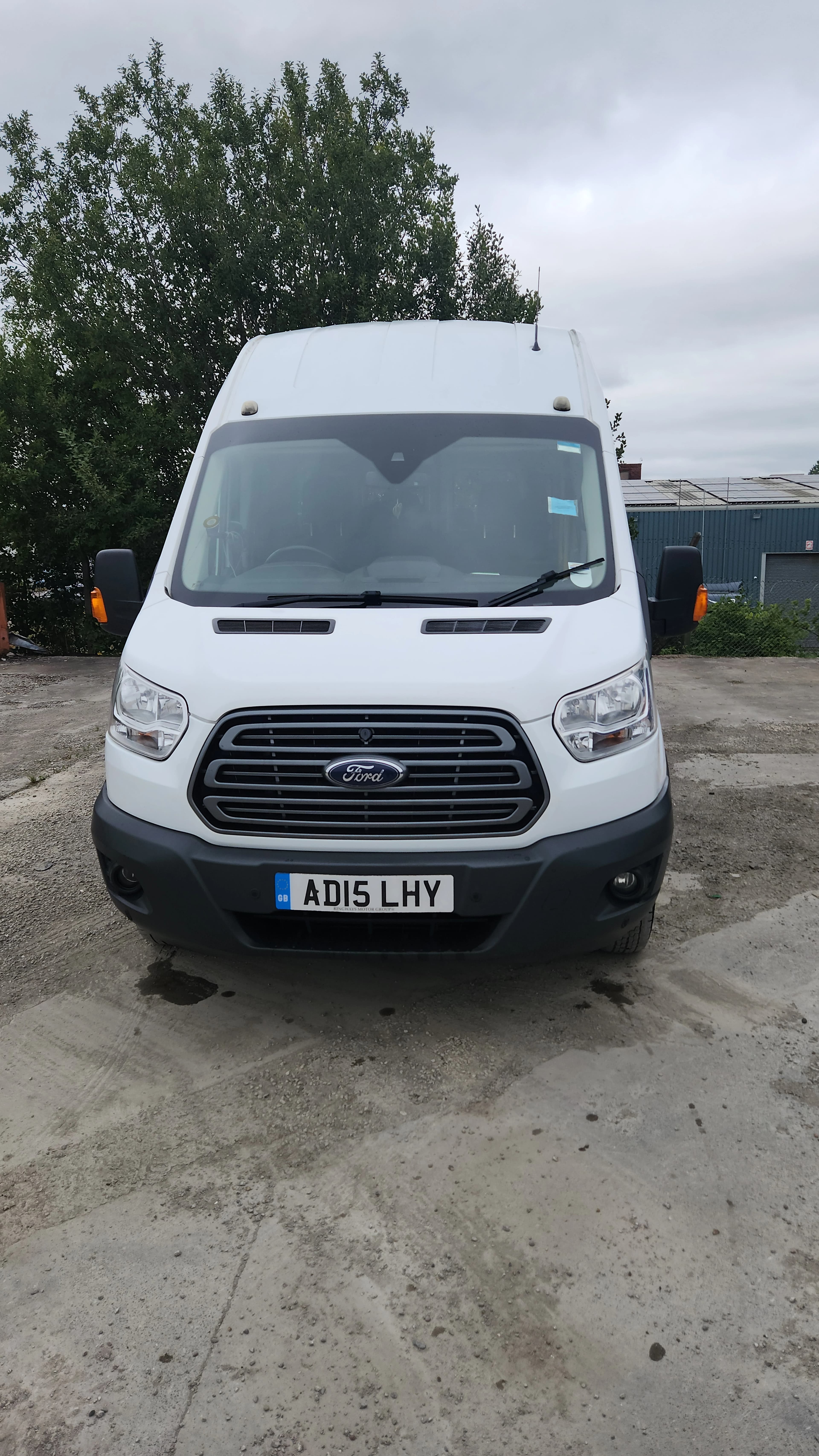 Ford Transit 2015 minibus exterior front view